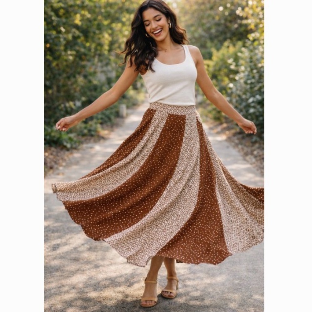 VTG Patterned Maxi Skirt in Brown and Cream CHAUS Women’s Size VTG 10 (todays 8)